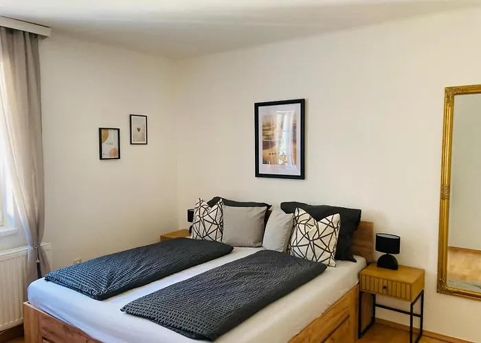 Beim Schloss Ort Mit Balkon Und Parkplatz * 그문덴